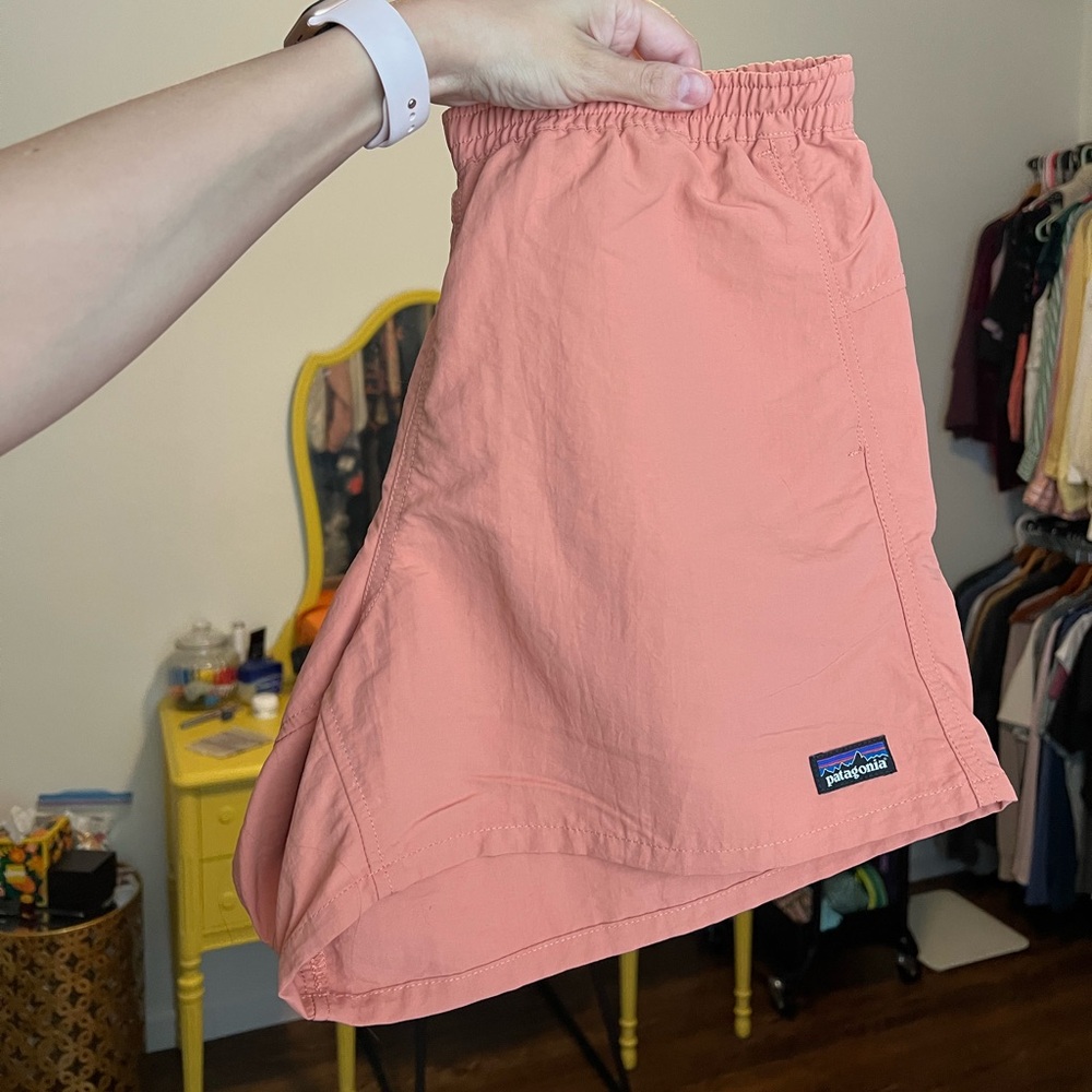 Patagonia Women’s Baggies Shorts 5” Mellow Melon - Medium